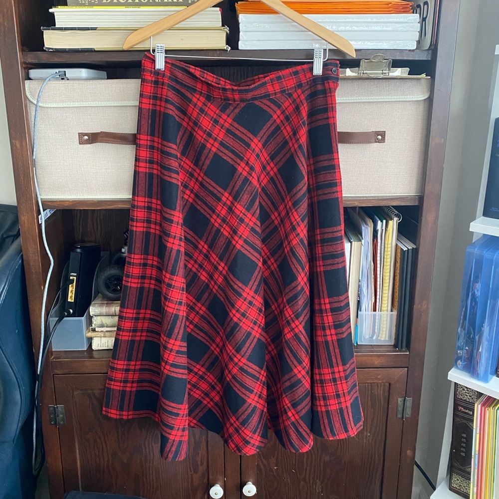 Vintage plaid tartan wool poly skirt